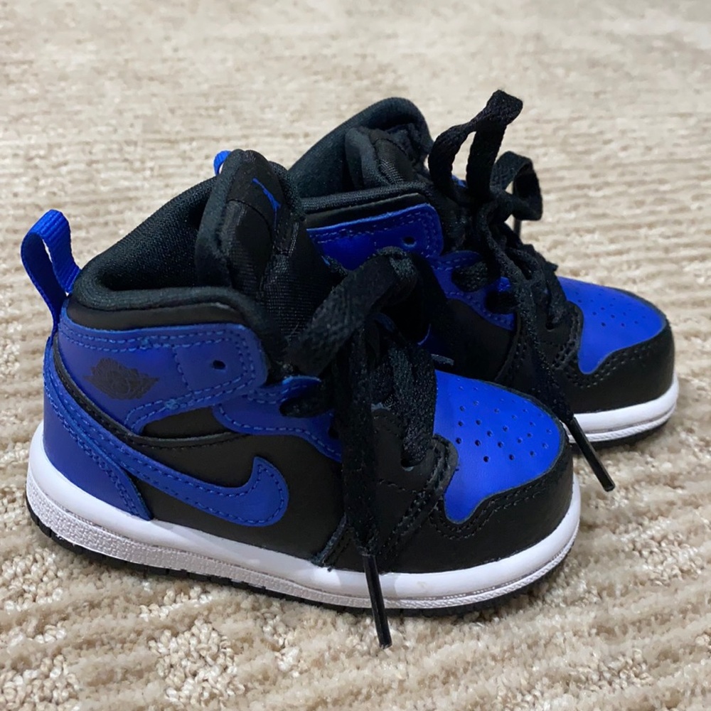 EUC size 4C black and royal Jordan 1’s